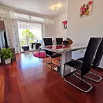 In 5746 아파트 *