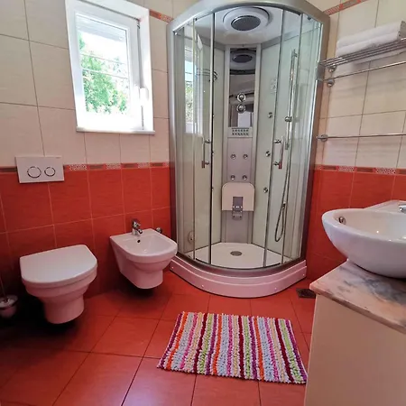 In 5746 茨里克韦尼察